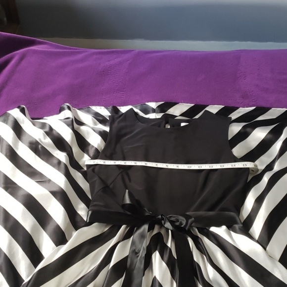 Cache` - Picture 4 of 8